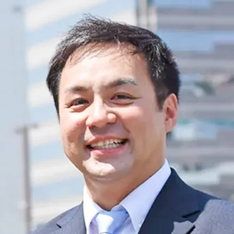 株式会社 立地ライズ 営業担当 梅木 秀治